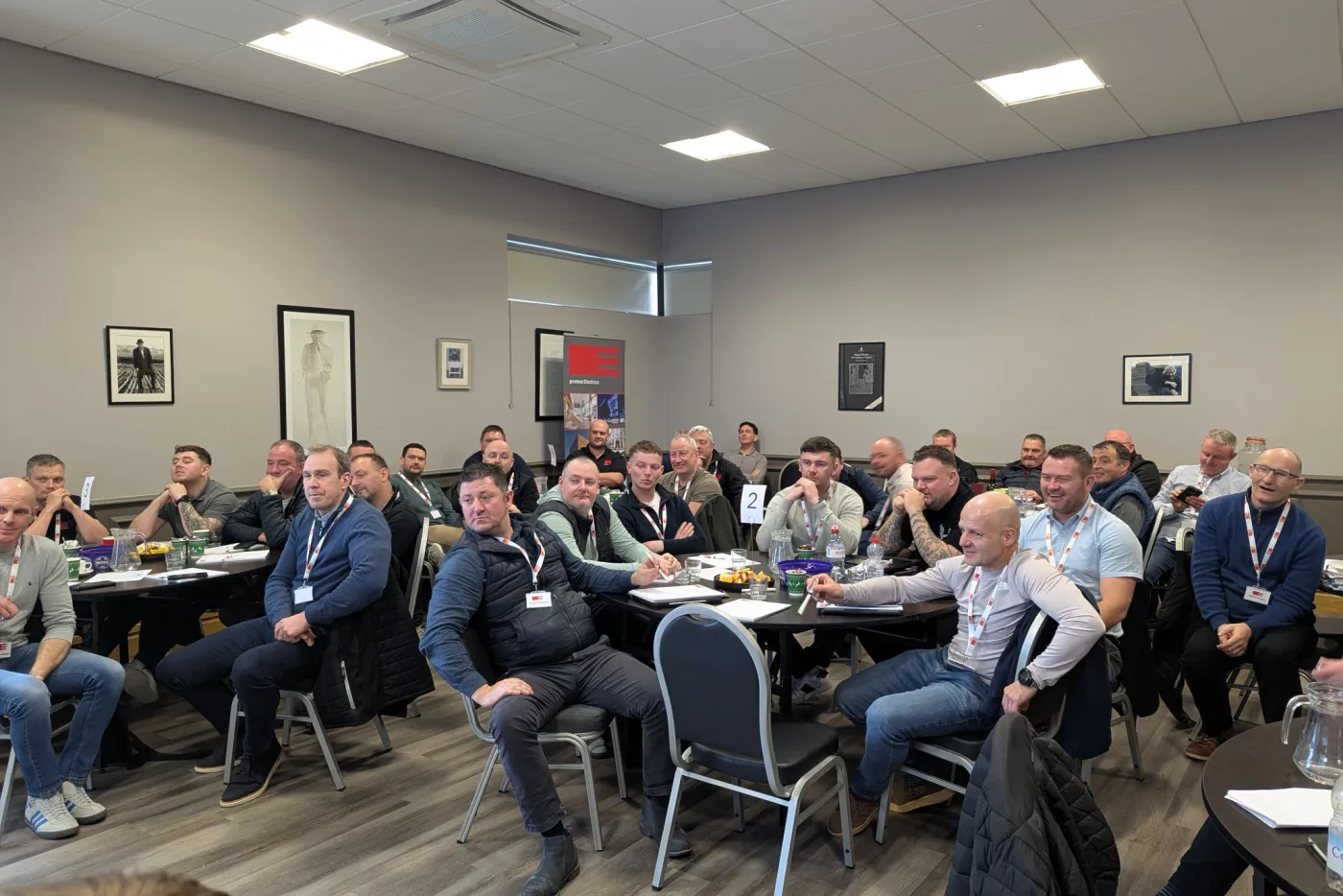 PXL 20251208 124903874 002