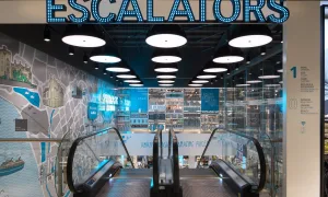 CL9 Llanelli photo 6507 Escalators