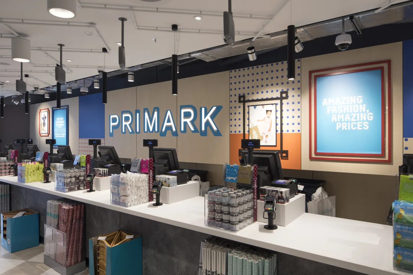 CL9 Amsterdam Damrak photo 8195 Tills