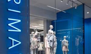 CL9 Stratford ext photo 22958